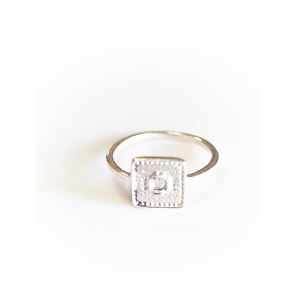 Suzy Ring