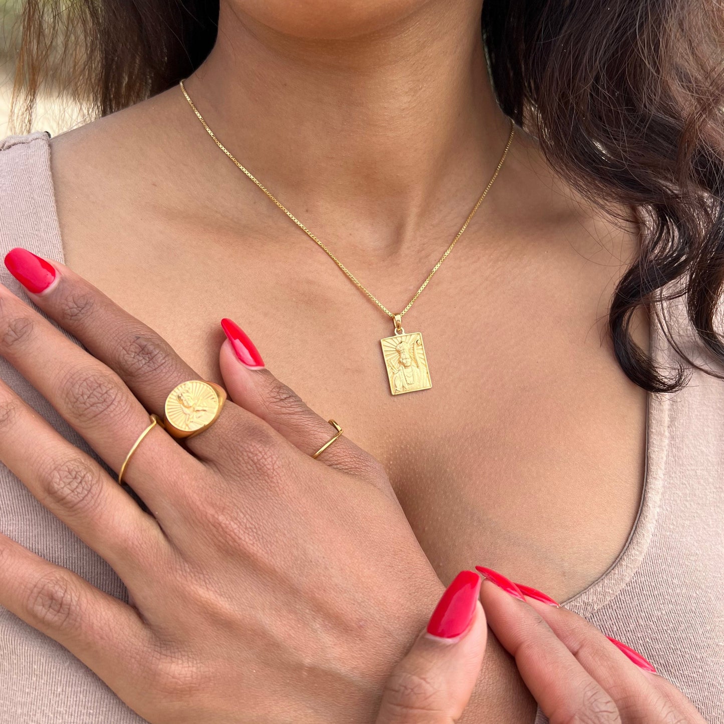 Rama Unisex Gold Pendant Necklace on model..